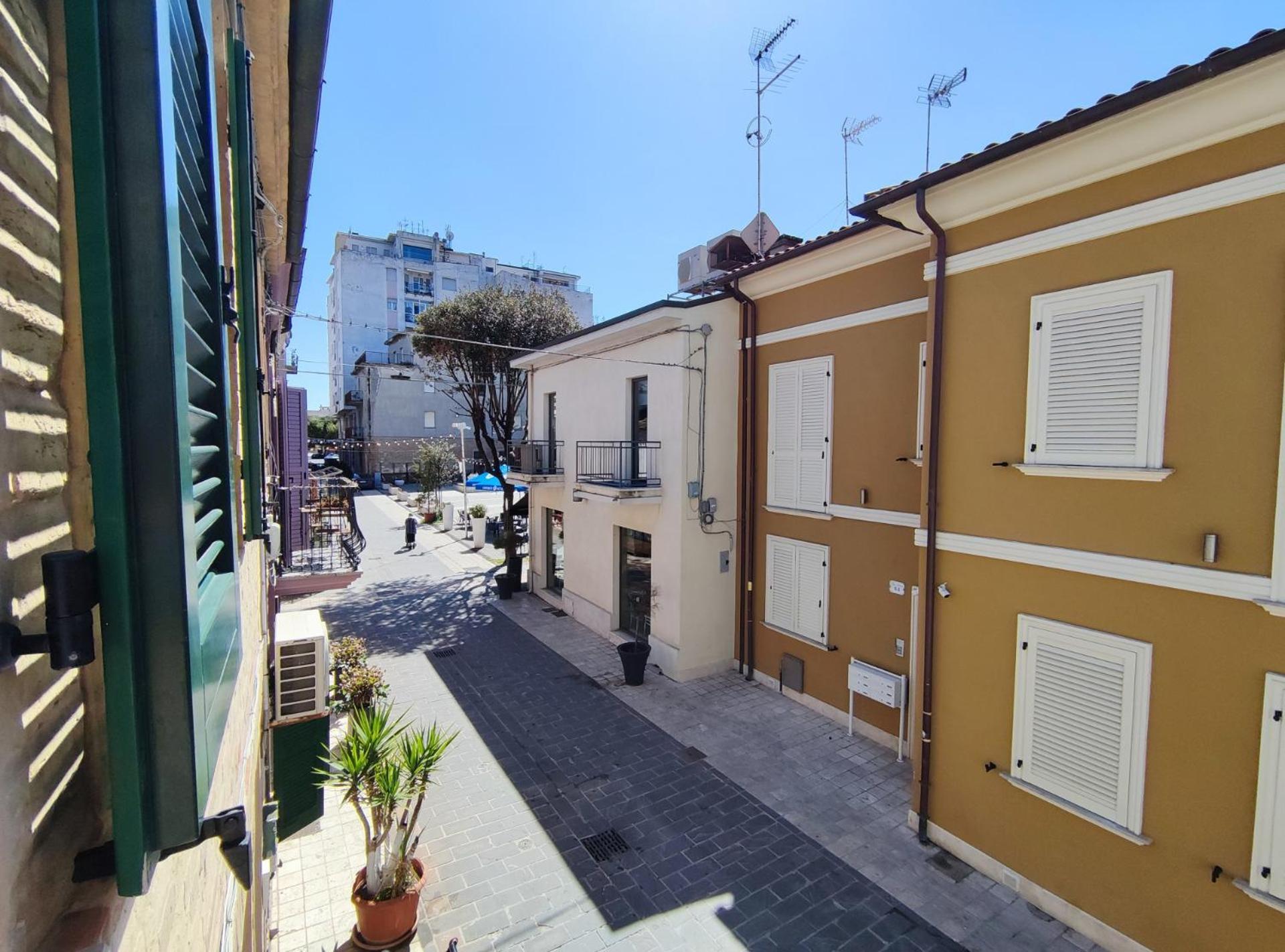 Gioiello Nel Borgo Marinaro * Civitanova Marche